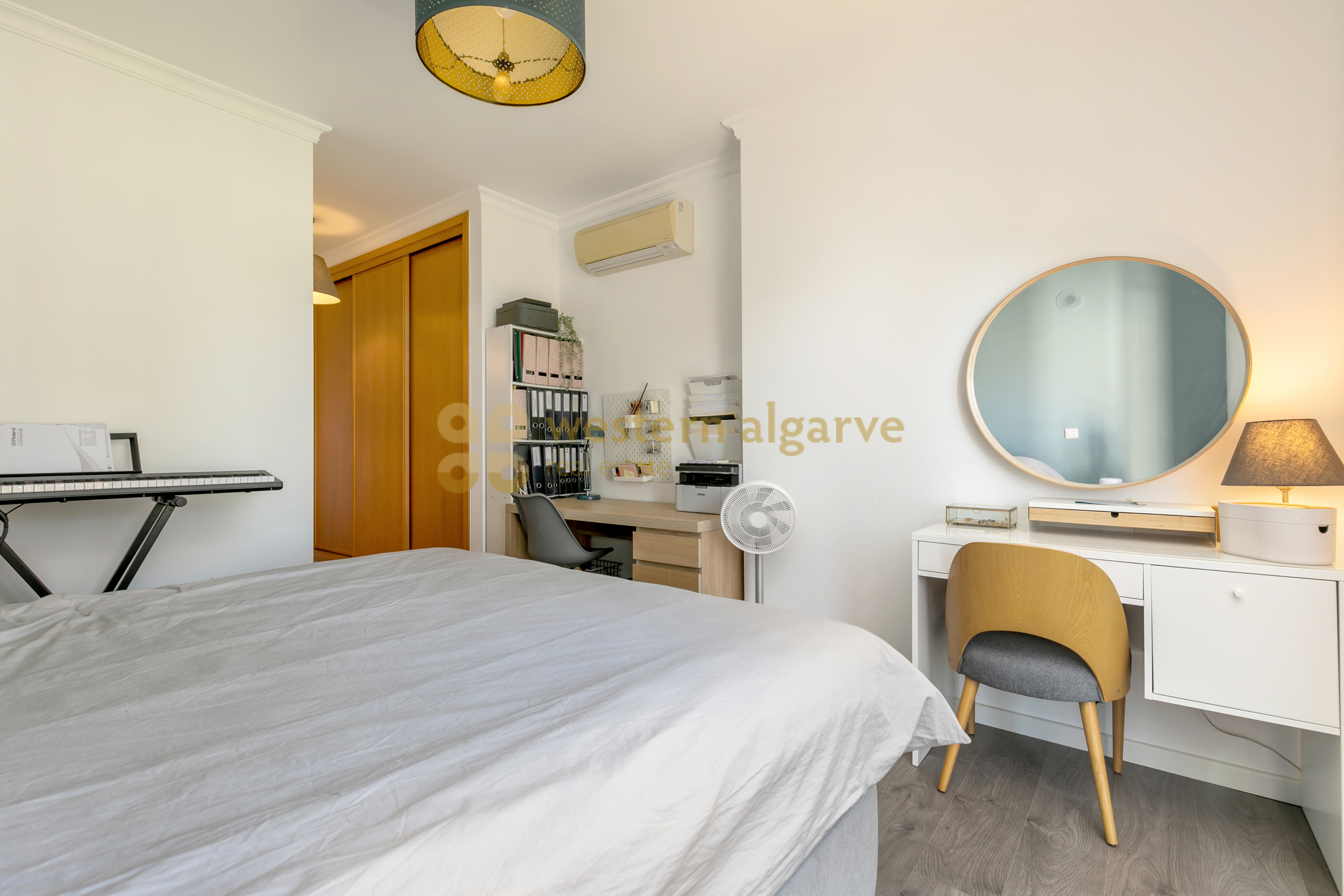 Portugal Algarve Western Lagos, 2 Bedrooms Bedrooms, ,2 BathroomsBathrooms,Apartment,For sale,Rua Gonçalves Zarco,26078